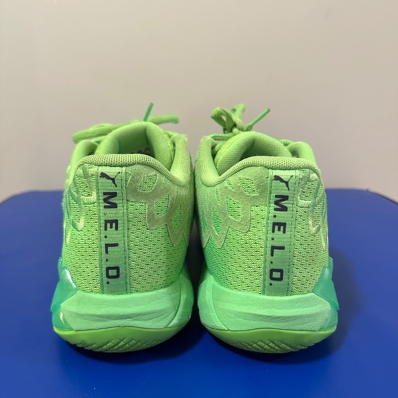 PUMA Lamelo Ball M.E.L.O. MB.01 Lo Volt Green Size 6.5 - Picture 7 of 11